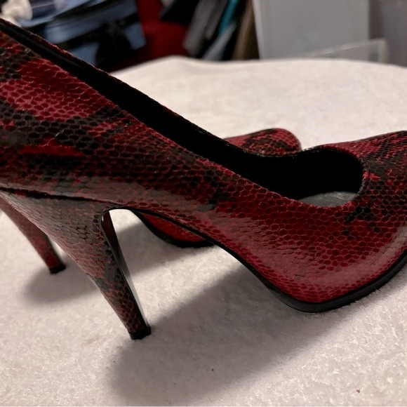 Almost Brand New Heels By NINE WEST - Heel Height 4 1/2 Inches - Box 70 - Picture 3 of 8